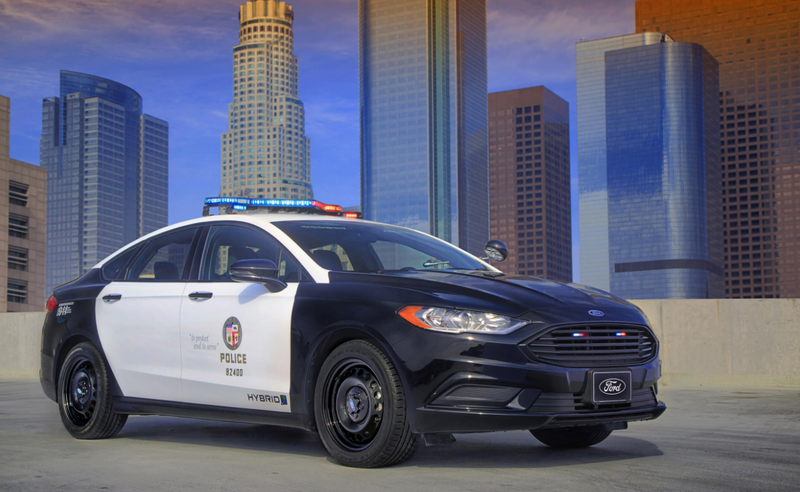 Illustration for article titled Ford Will Now Help You Get Pulled Over More Efficiently With The First Hybrid Police Car